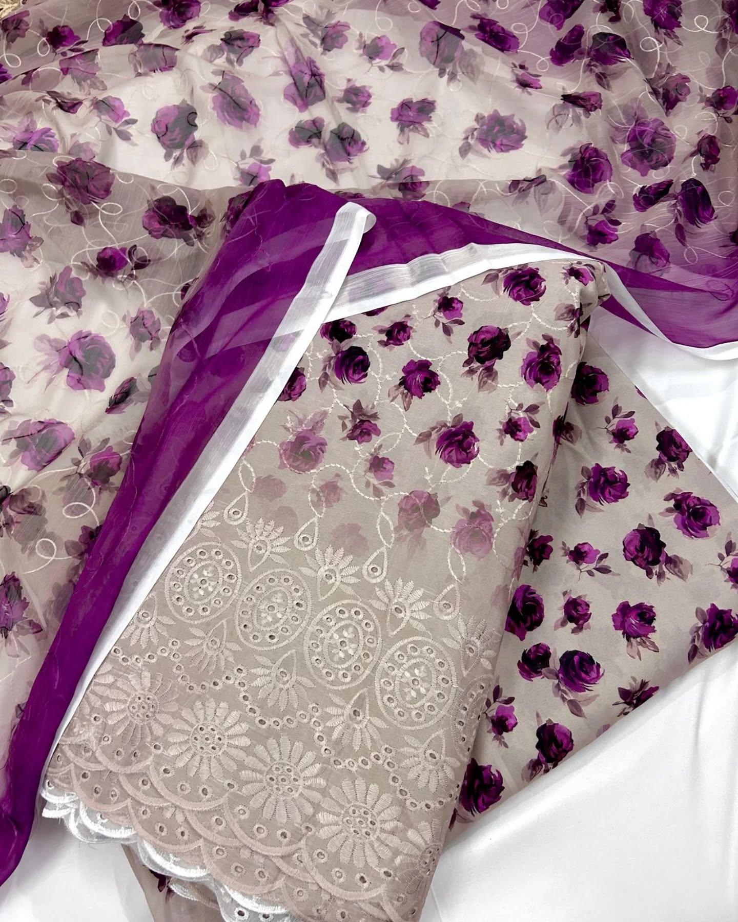 Unstitched Lawn 3 Piece in Wholesale Price