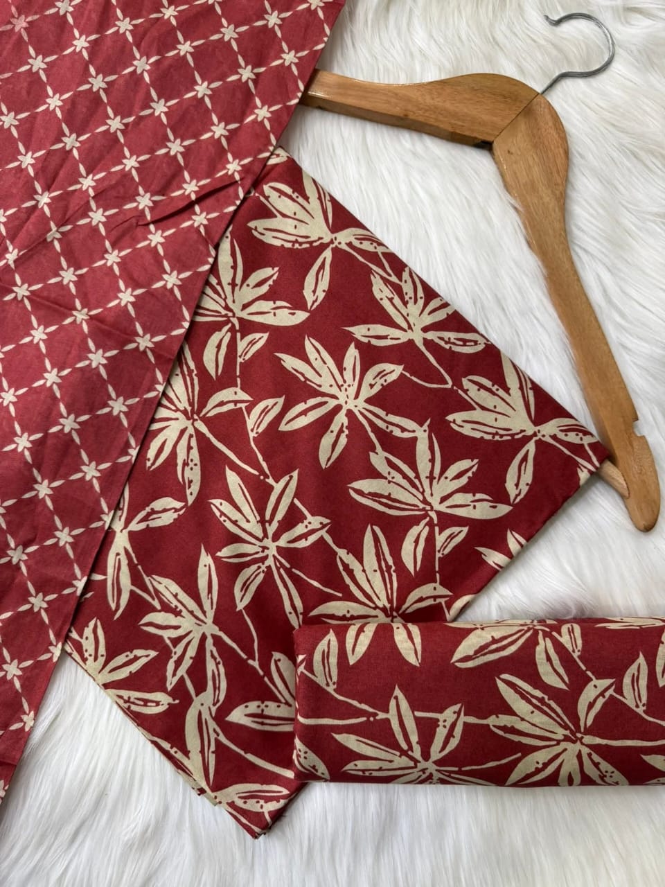 Bin Saeed Printed Lawn Unstitched 3 Piece Suit