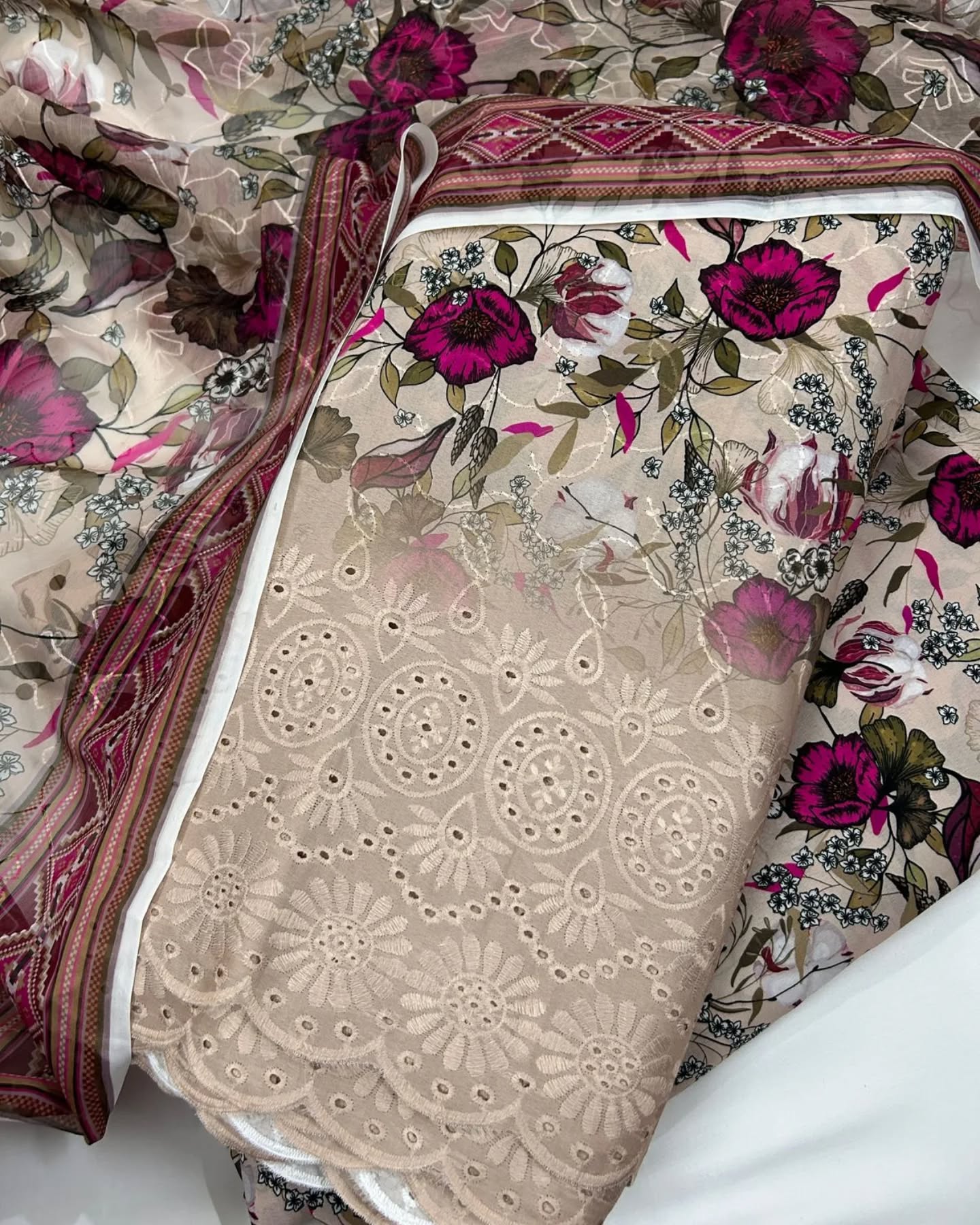 Unstitched Lawn 3 Piece in Wholesale Price