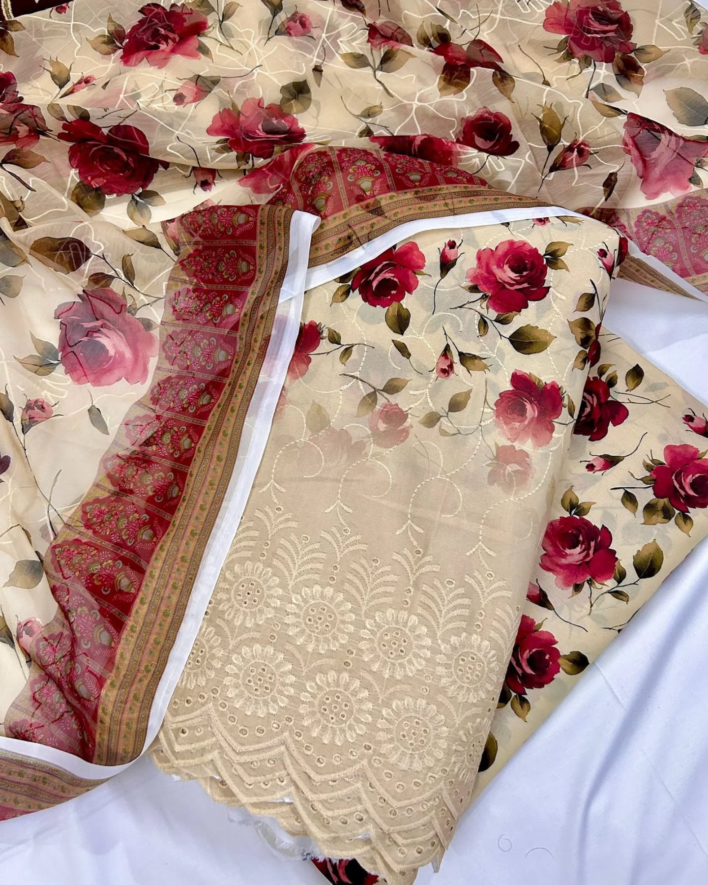 Unstitched Lawn 3 Piece in Wholesale Price